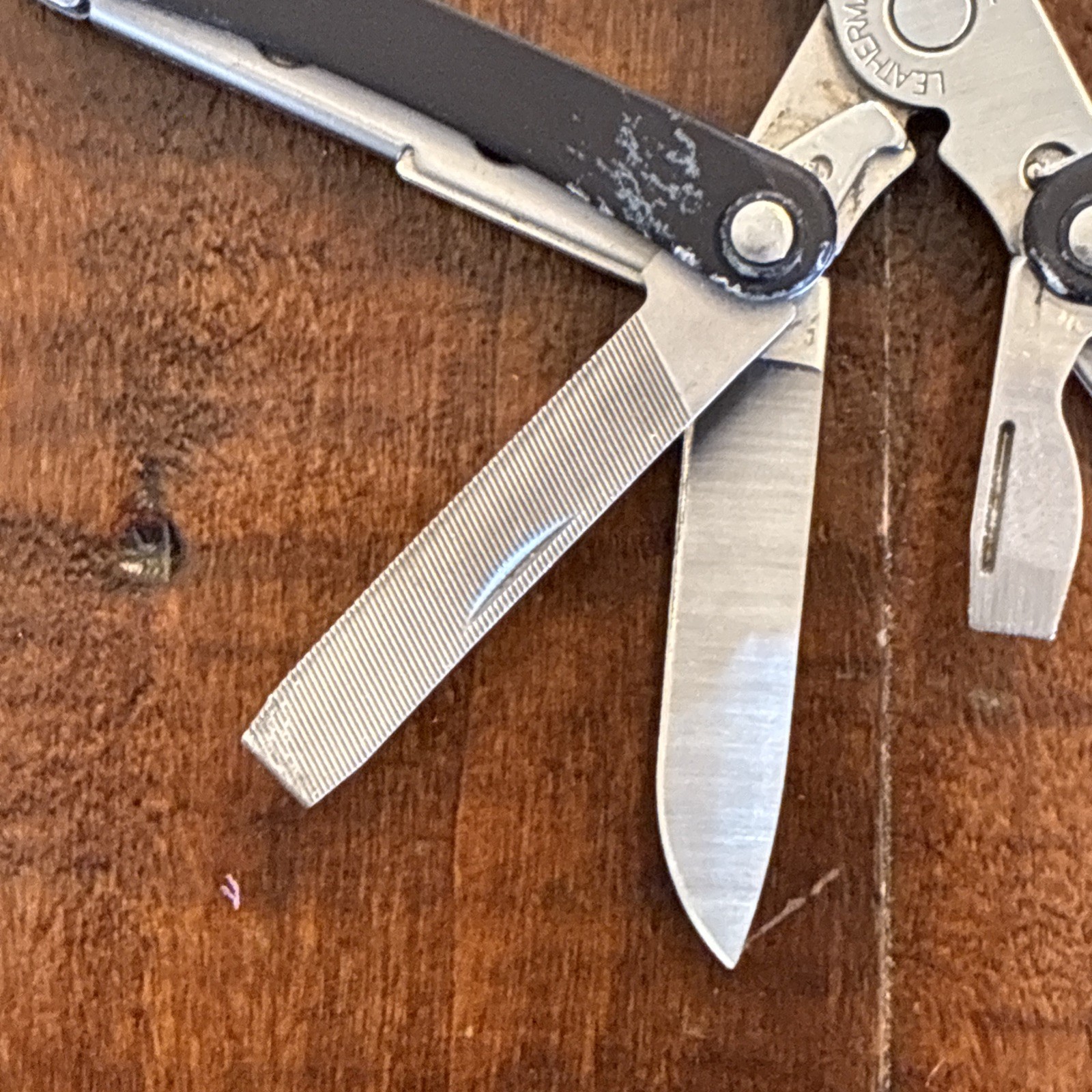 Leatherman Squirt PS4 Multi Tool, Knife, Pliers – Black – Excellent
