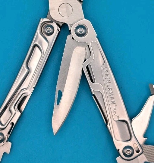 Leatherman Rev 3.8″ Multi-Tool, Stainless!