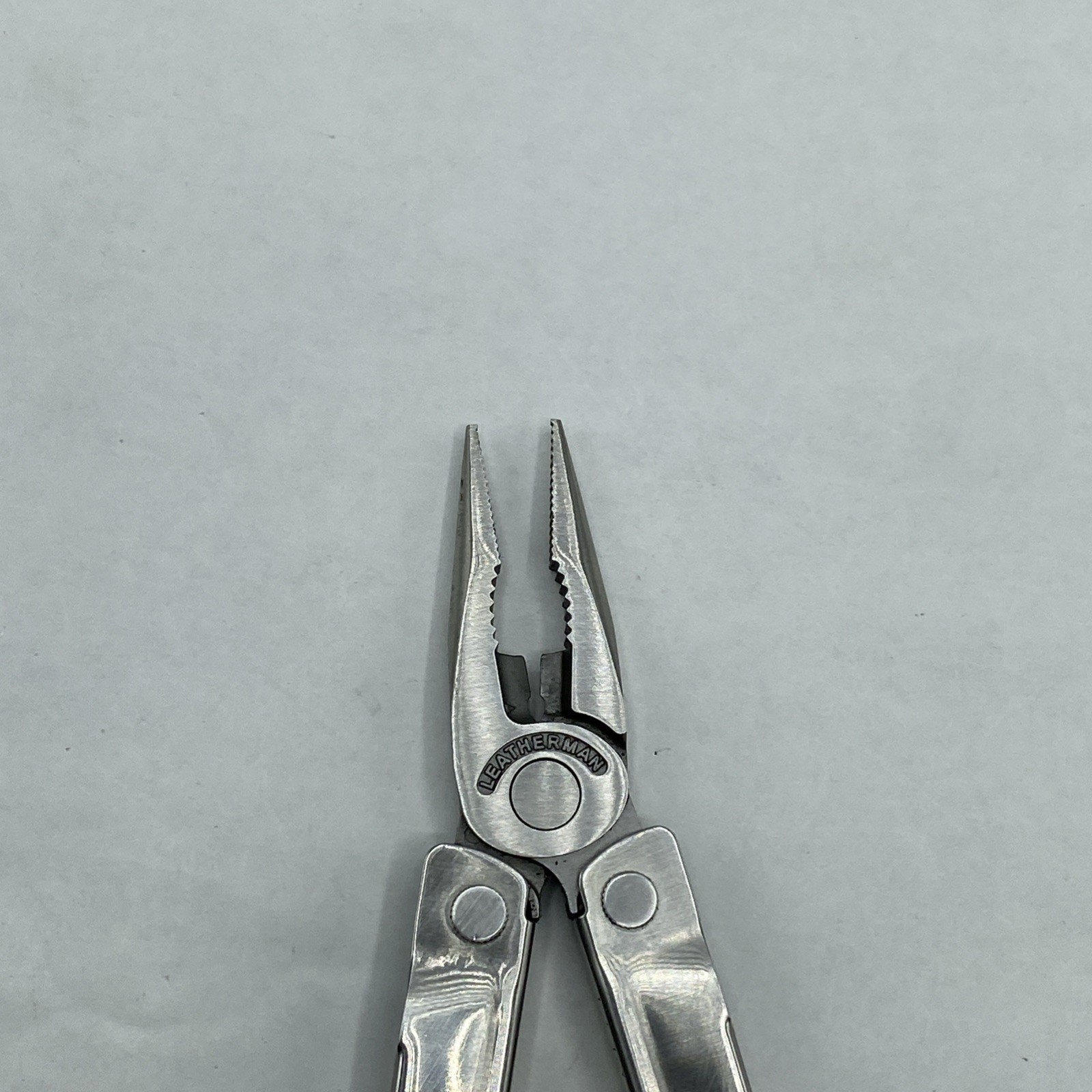 Leatherman Bond Multi Tool – Silver