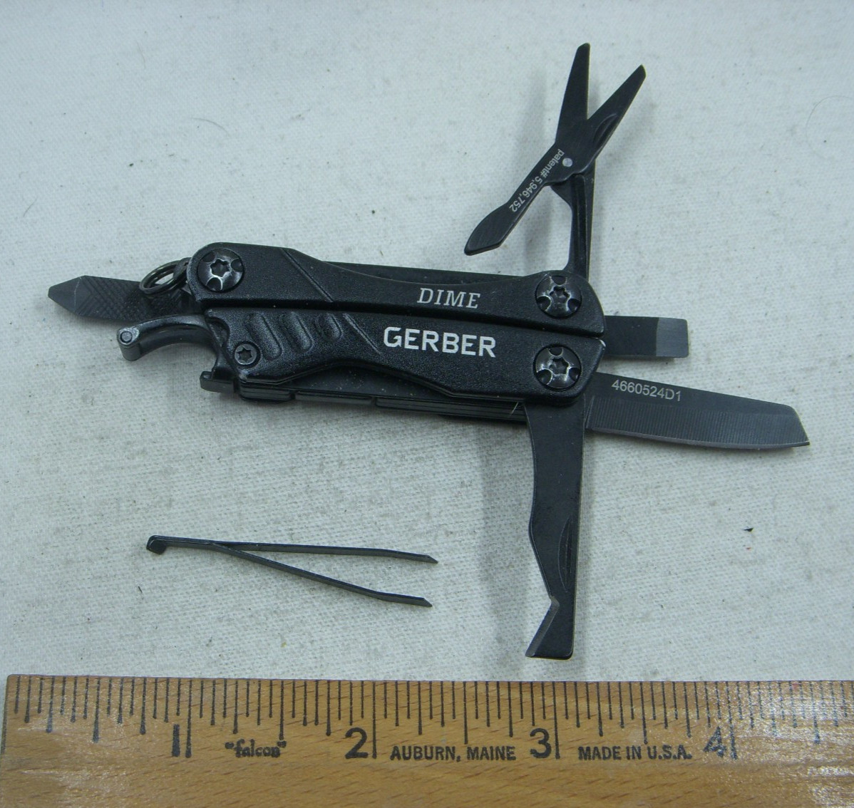 Gerber Dime 4660524D1 Black 11 Function Multi Tool
