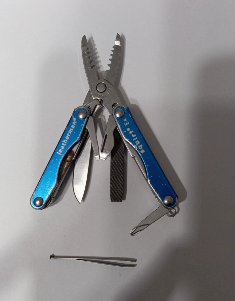 🔥 Leatherman Squirt E4 Stainless Steel Multitool Keychain Blue Very Rare