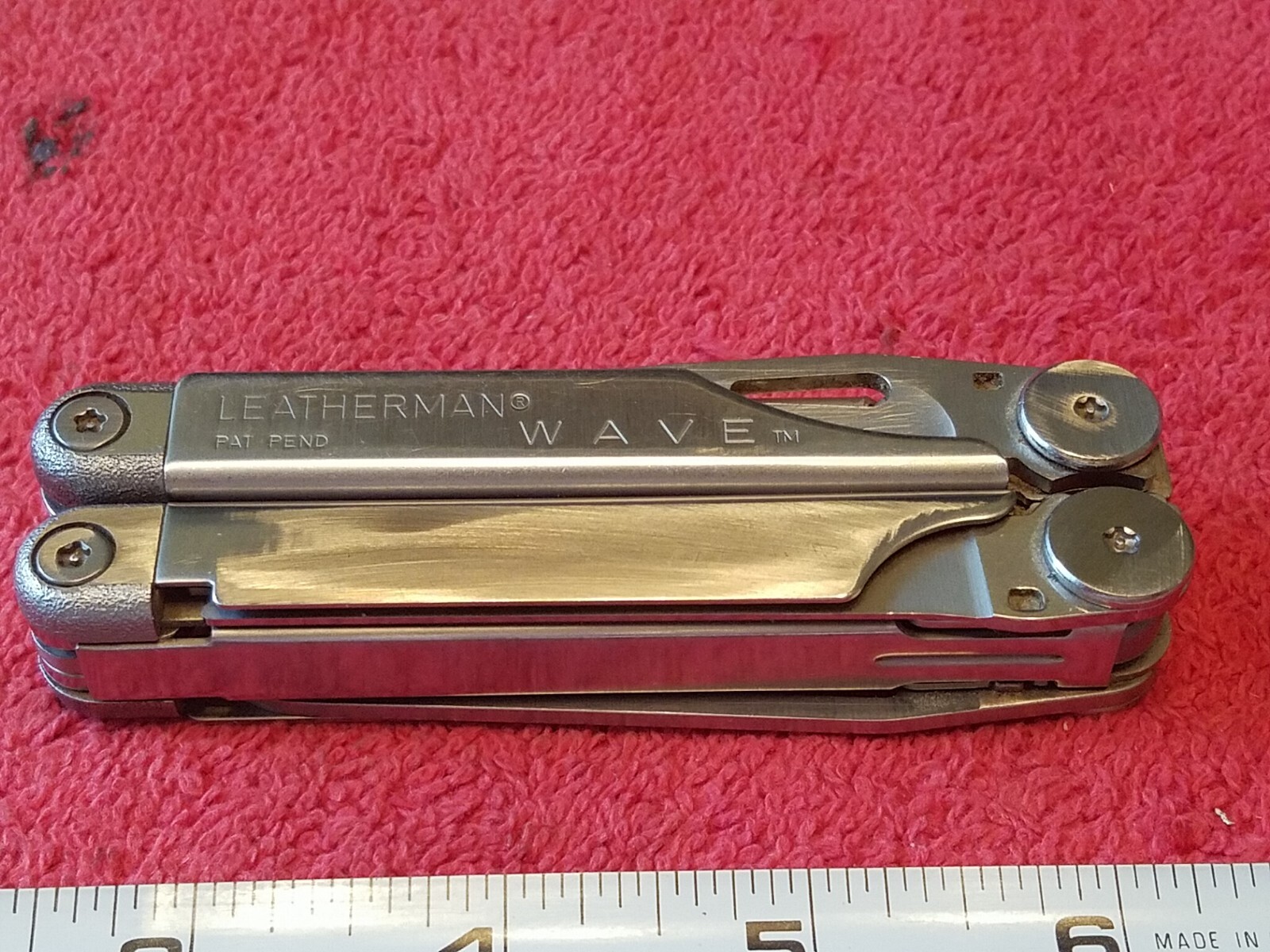 Leatherman “WAVE” Stainless Steel Multi Tool with Leather Sheath 1998 USA
