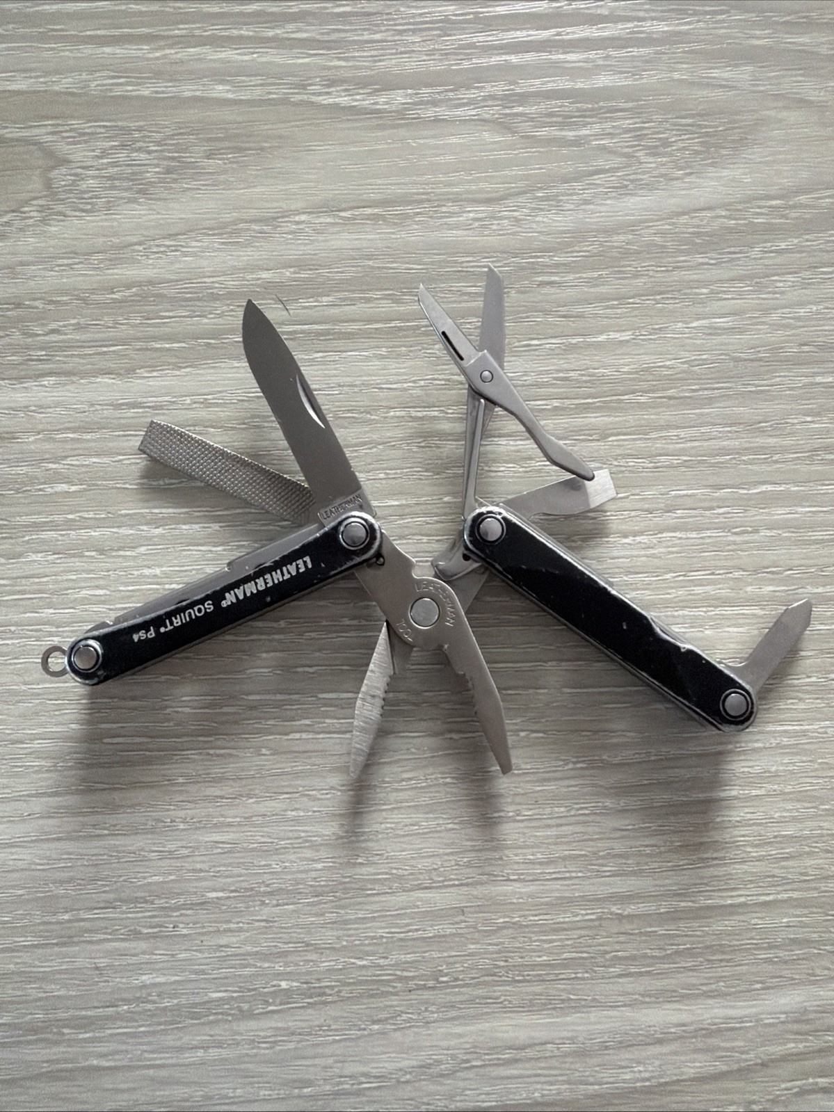 Leatherman Squirt PS4 MultiTool Plier Scissors Knife File Black Matte No Keyring