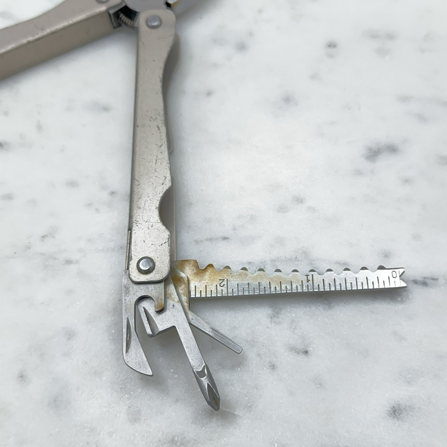 Sheffield Stainless Steel Multi Tool Pliers Saw Screwdriver Pocket Knife 1200E