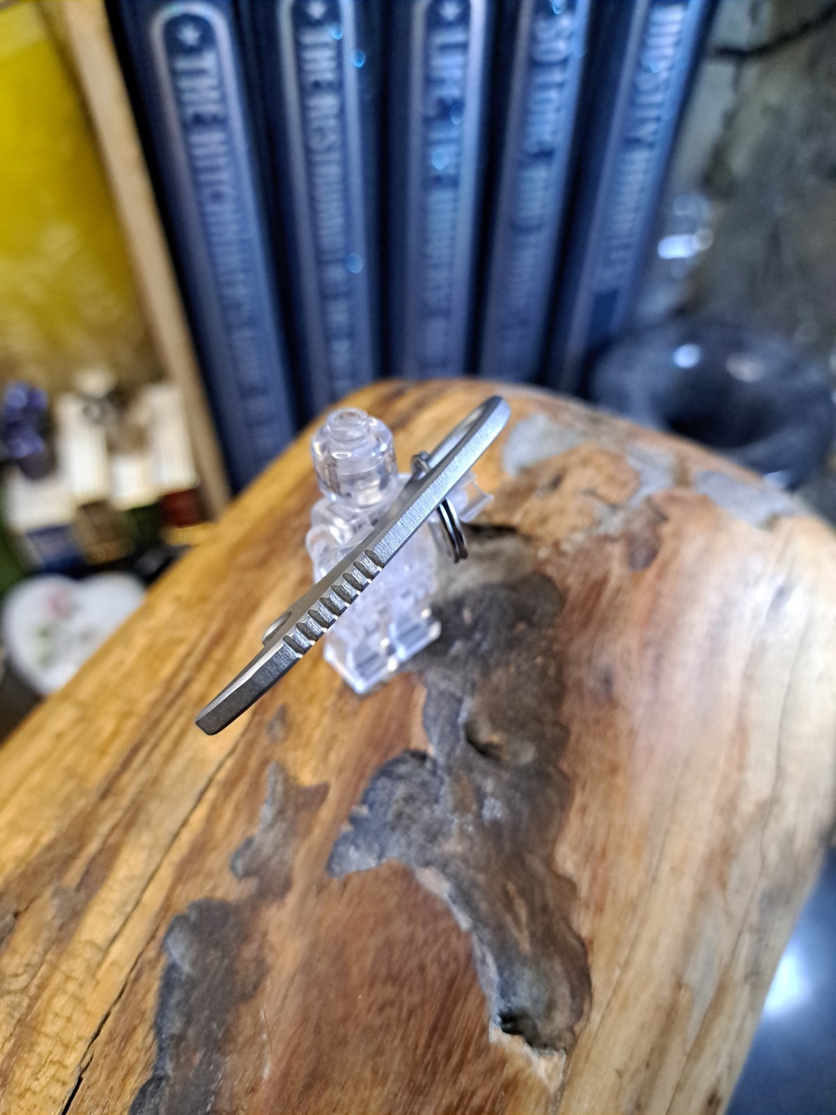 MINIMALIST MINI TITANIUM KEYCHAIN CLAW BOTTLE OPENER