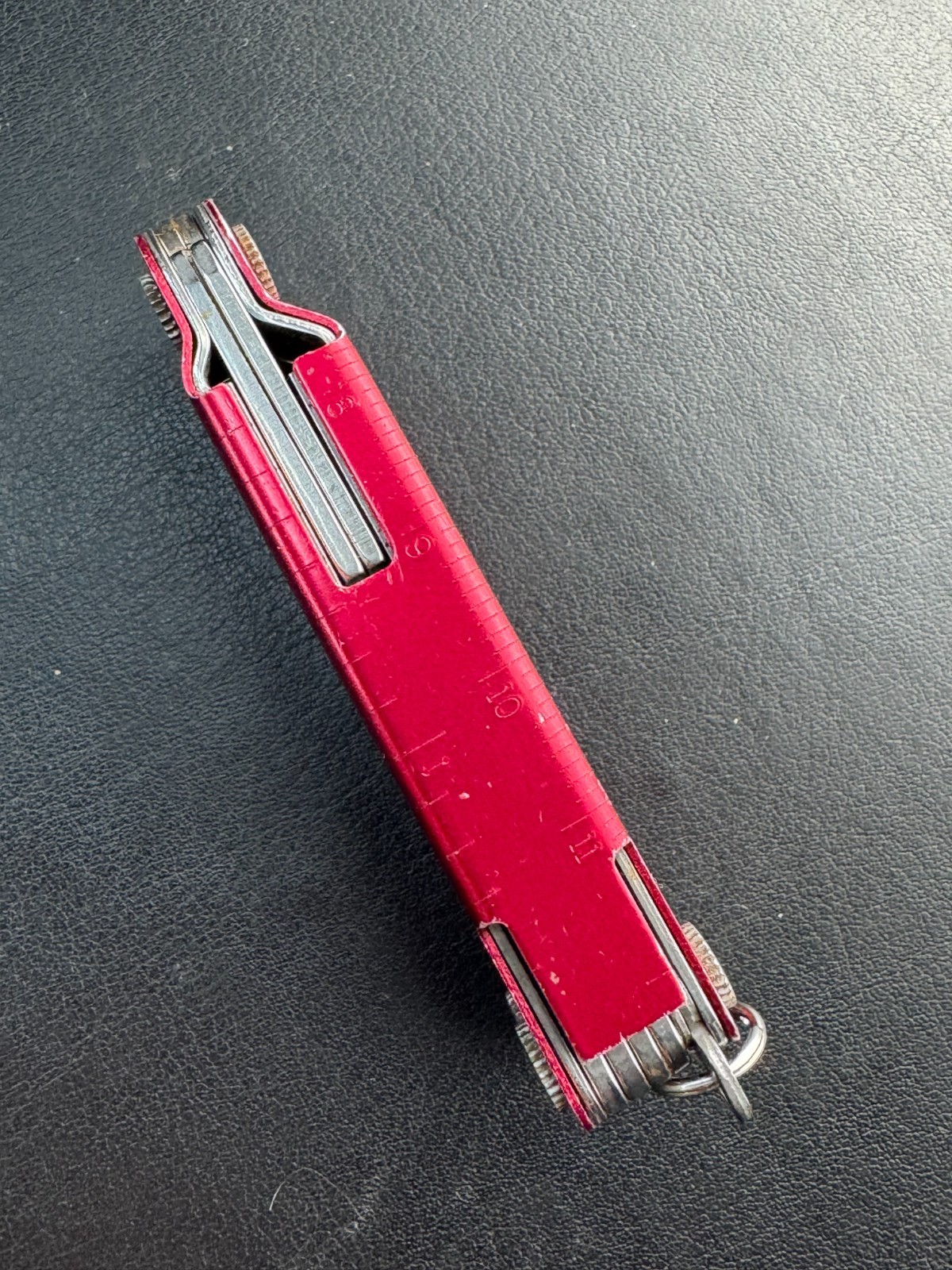 Leatherman Micra 10 in 1 Multitool Anodized Aluminum – Red