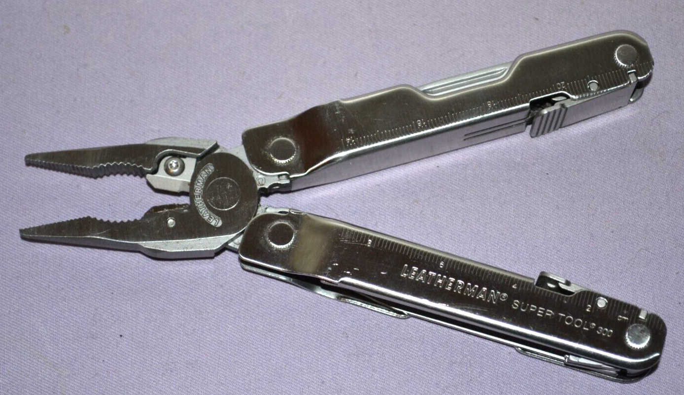 OEM Leatherman Super Tool 300 Multi-Tool Knife, Pliers, Other Tools – Great Cond