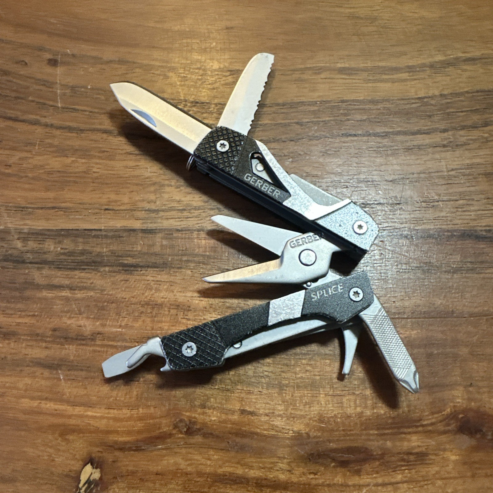 Gerber Splice Compact Multi-Tool Knife Pliers Scissors Screwdrivers – Used
