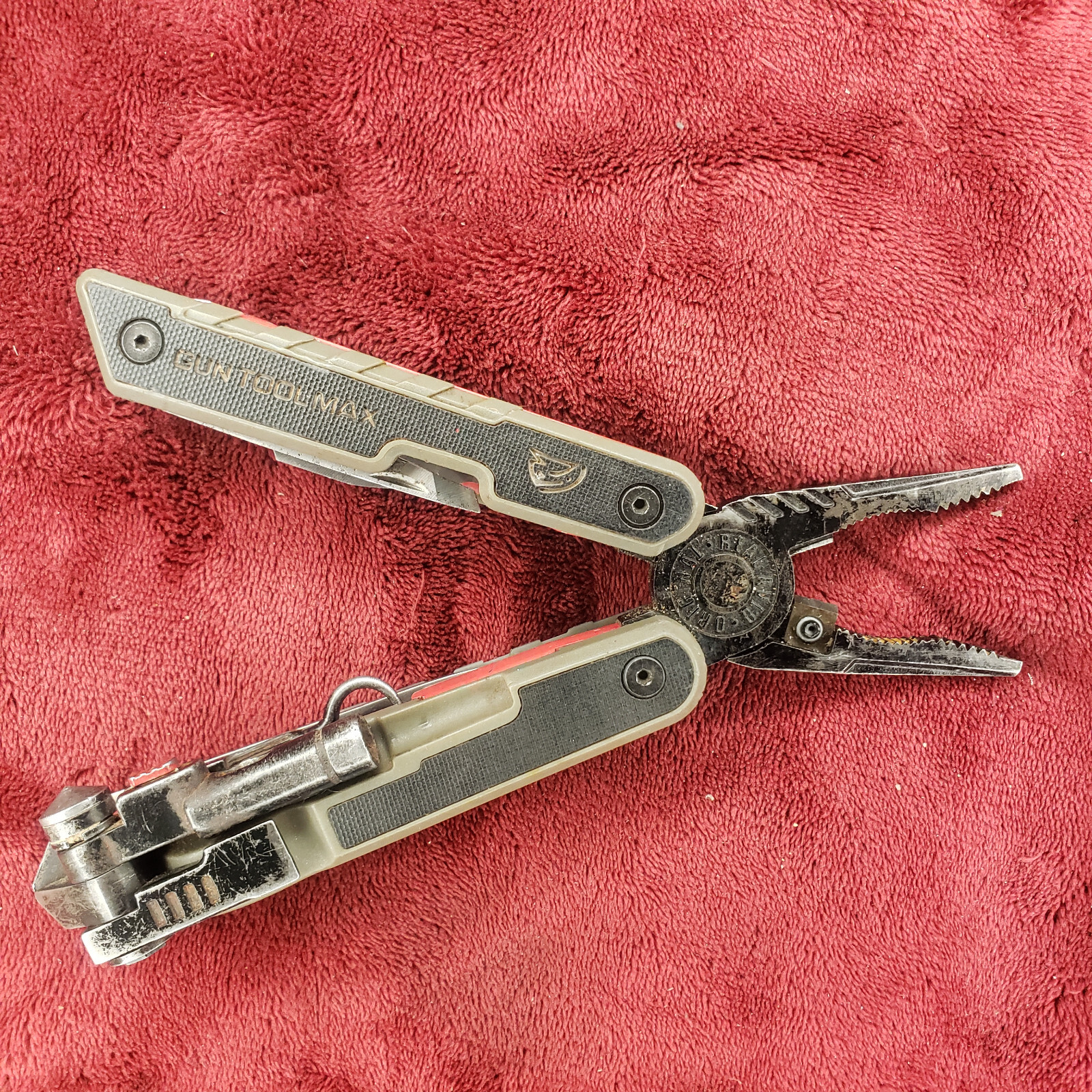 🔪 Real Avid AVGTMAX Gun Max Grey Plier Folding Knife Multi-Tool read