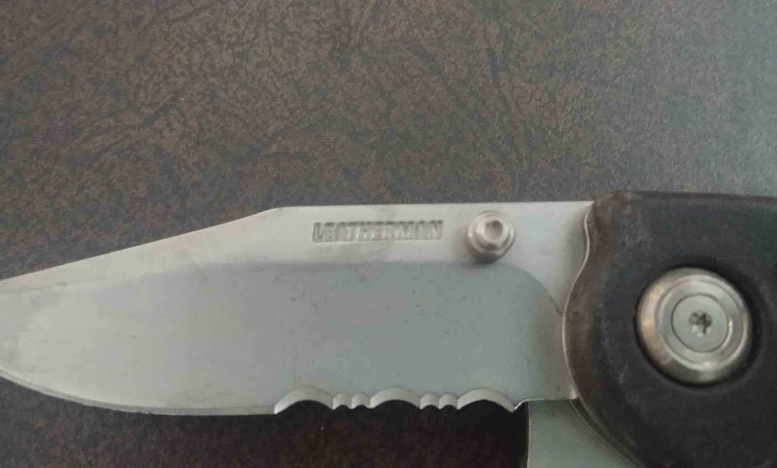 Leatherman H503 Folding Knife Multi-Tool Lockback *Discontinued* 3″ Serrated
