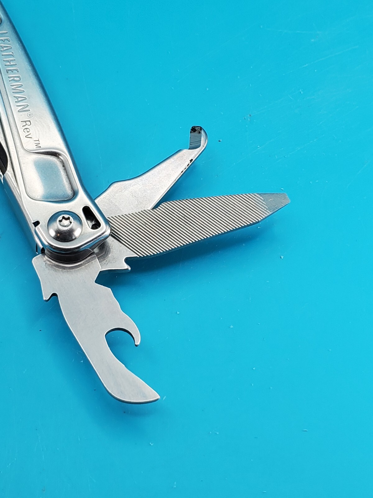 Leatherman Rev 3.8″ Multi-Tool, Stainless! *GENERAC BAY POWER SOLUTIONS*