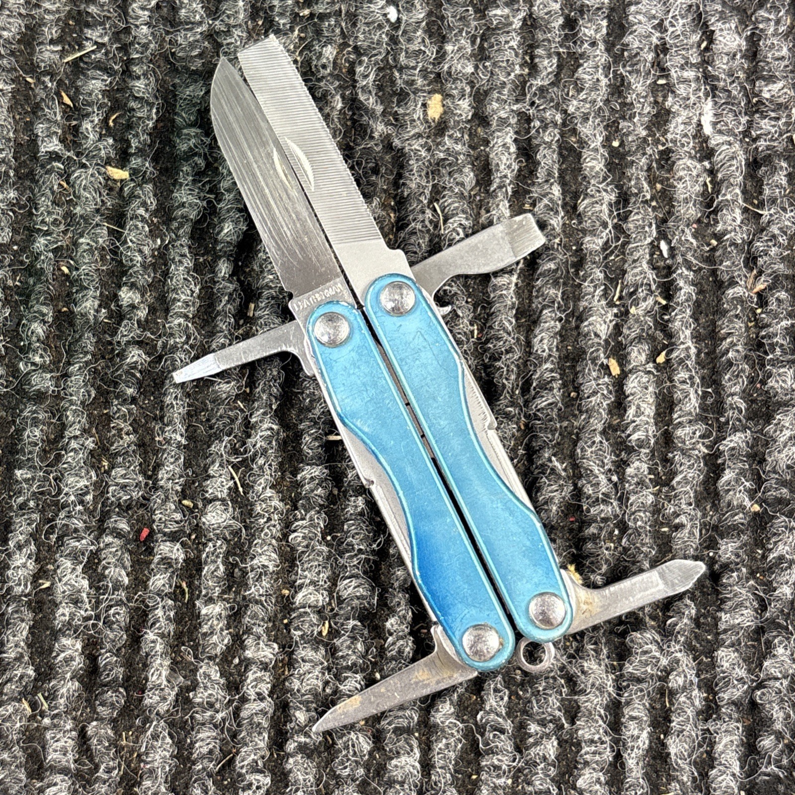 Leatherman Squirt P4 Blue (183)