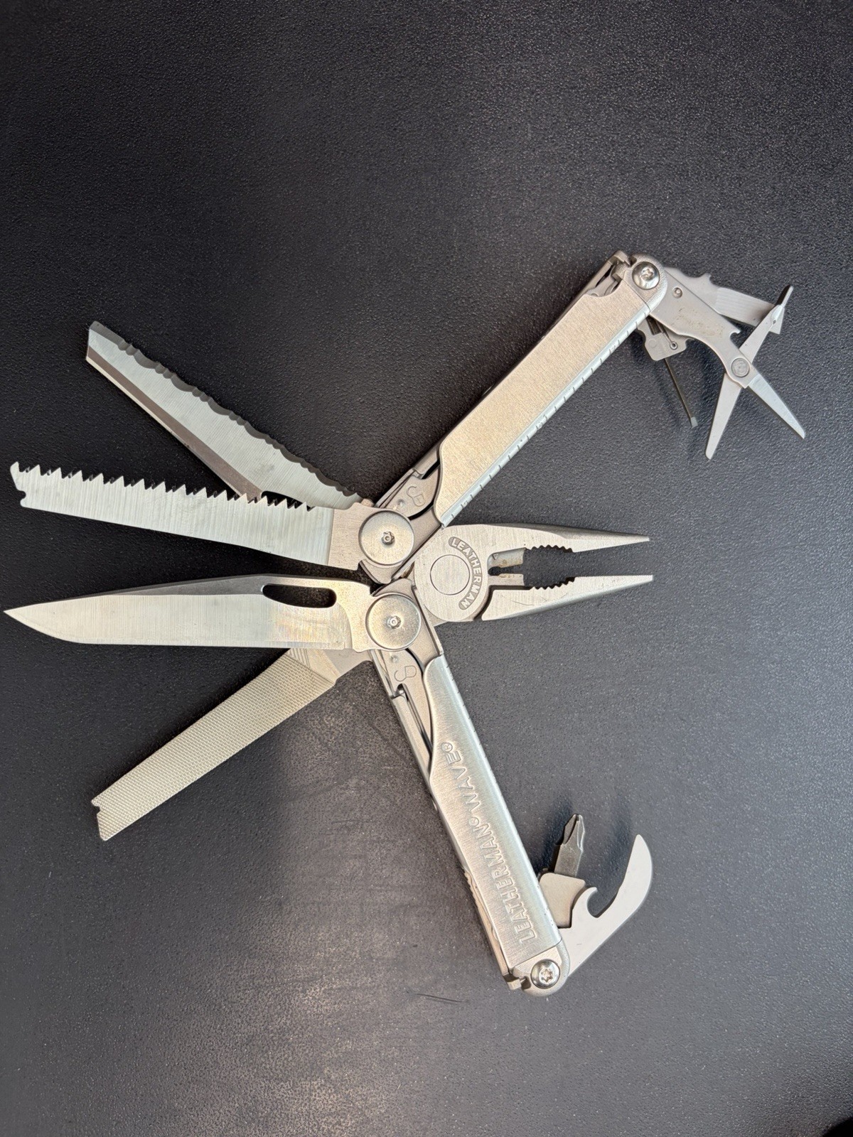 Leatherman Wave Original Multi-tool With Leather Sheath