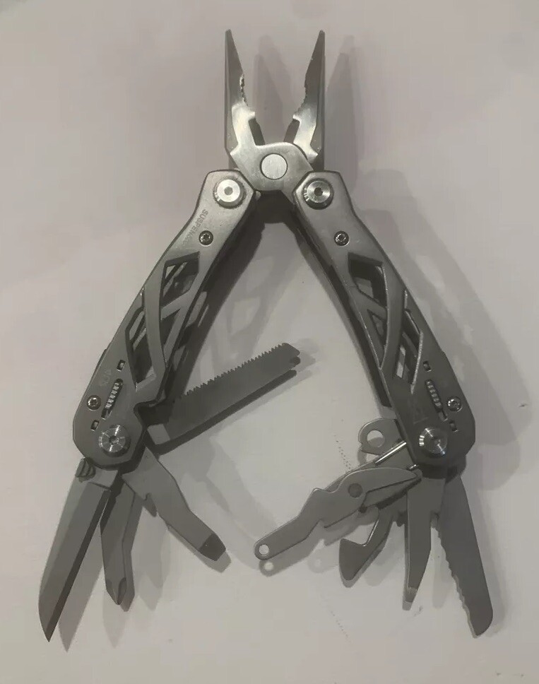 Gerber Gear Suspension 15-in-1 Multi-Tools in Excellent Condition