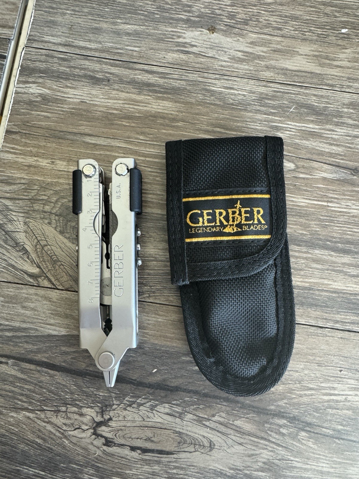 Gerber Multi Plier Multi Tool Pliers 12 In 1 6-5/8″ Opened MP600 Stainless Steel
