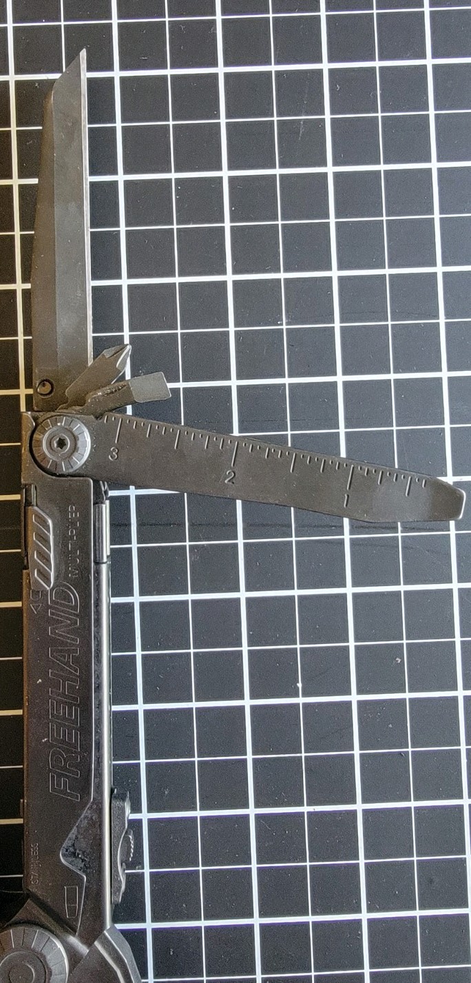 Gerber Freehand Multi-tool w/ Sheath (Black Oxide)