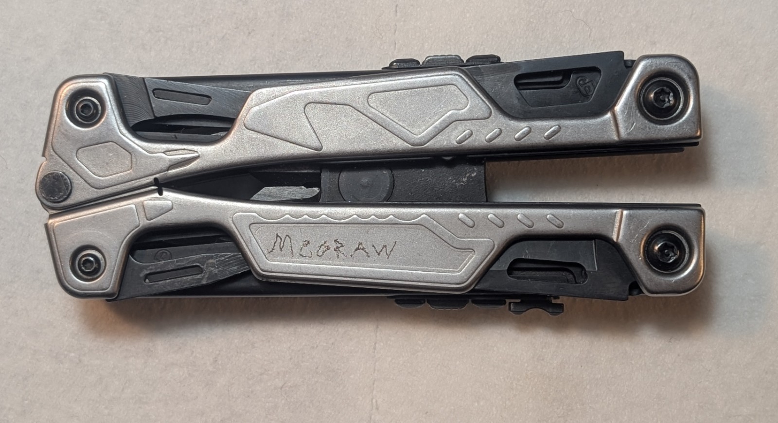 Leatherman OHT Tuxedo – Discontinued