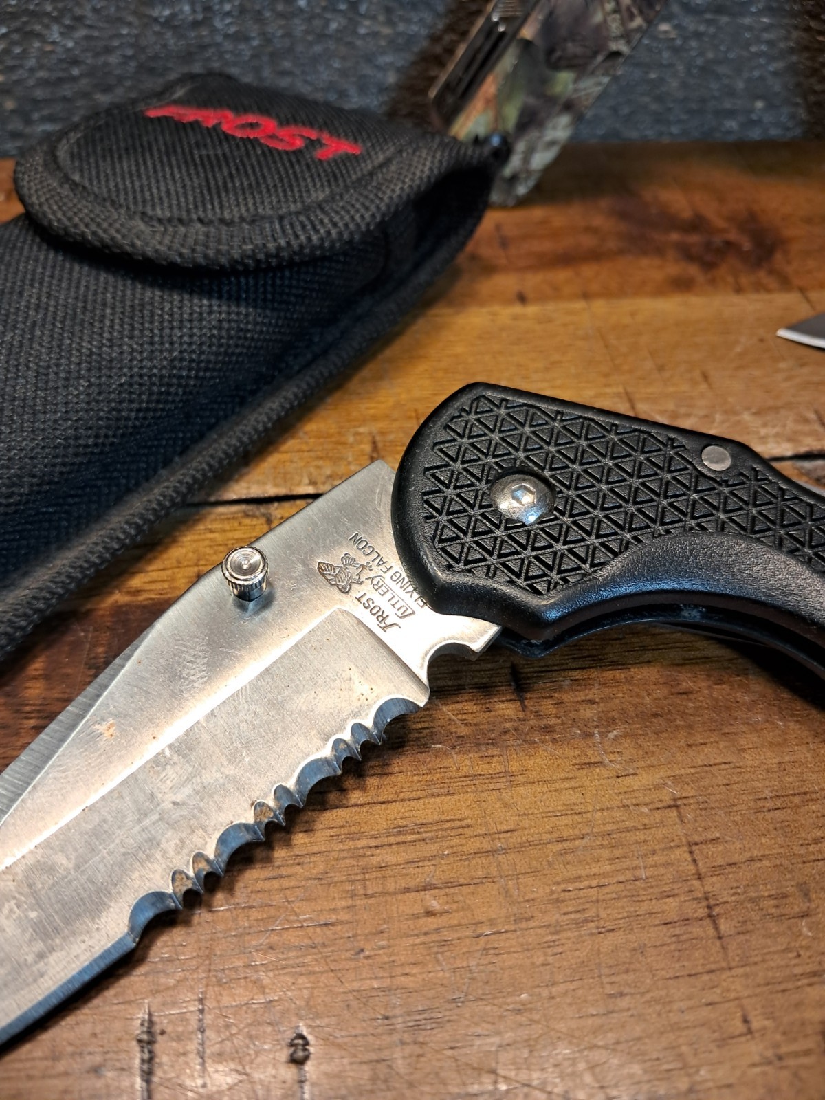 Mossy Oak Multi Tool Pliers + Ozark Trail & Frost Cutlery Pocket Knife