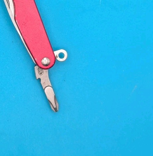 Leatherman Juice C2 Red Multi Tool! RETIRED!