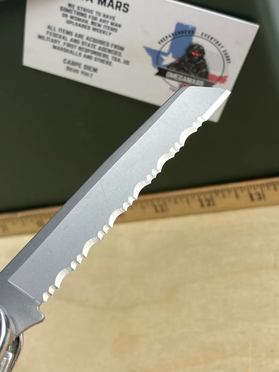 Leatherman Super Tool 300 LST#1. Looks/feel brand new. Little dirty from storage