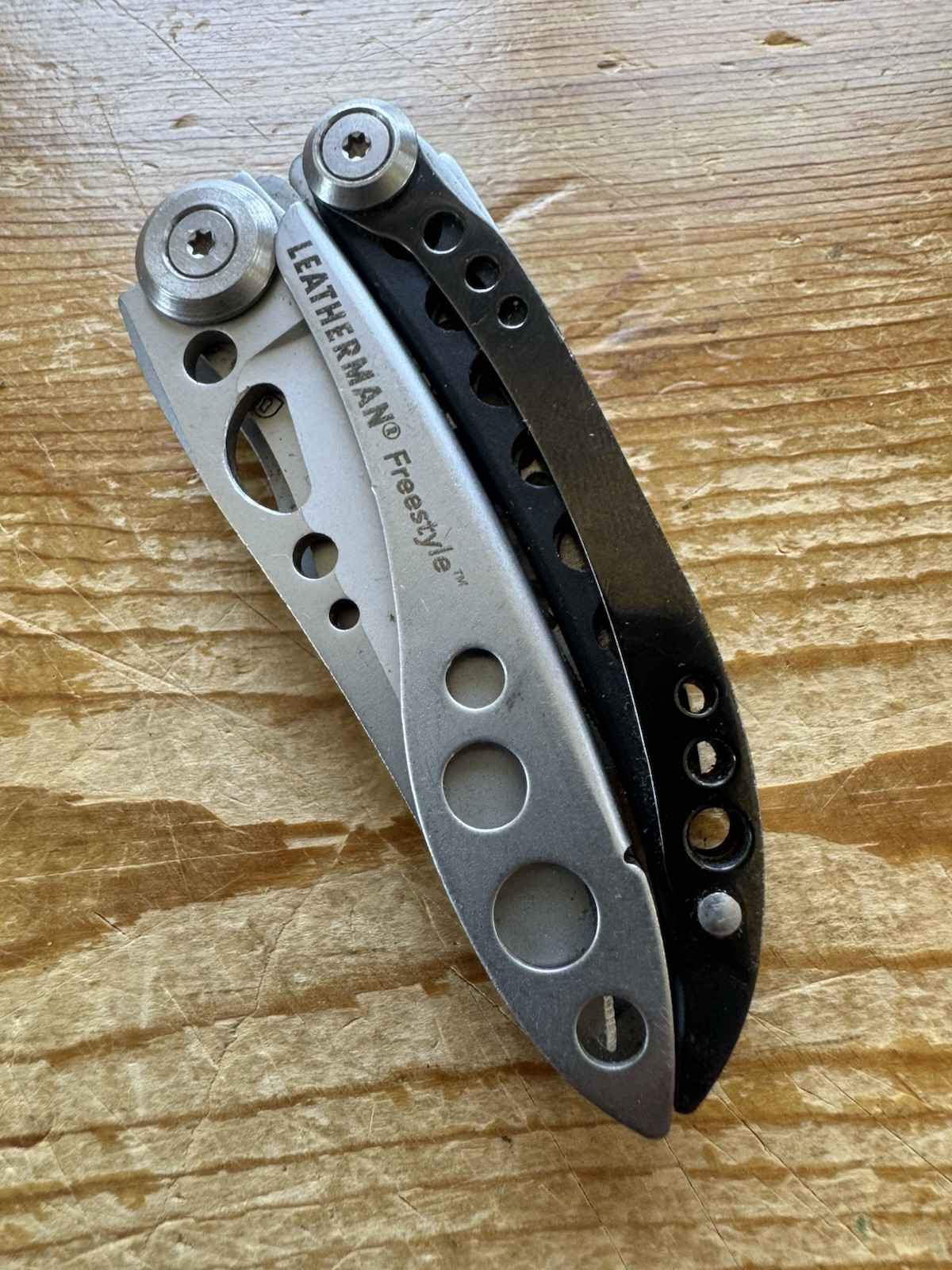 Leatherman Freestyle Multi-Tool Knife Plier Retired
