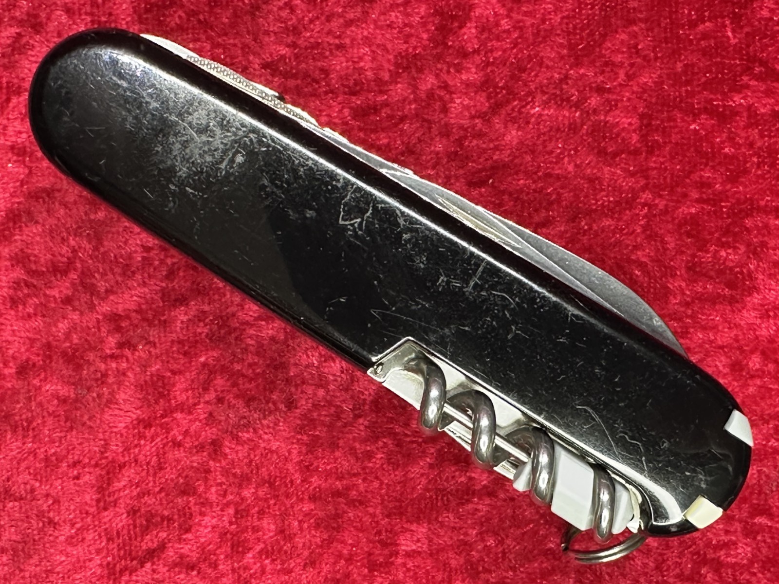 Victorinox SwissChamp Black Swiss Army Knife 91mm 22 Tool 8 Layer (689)