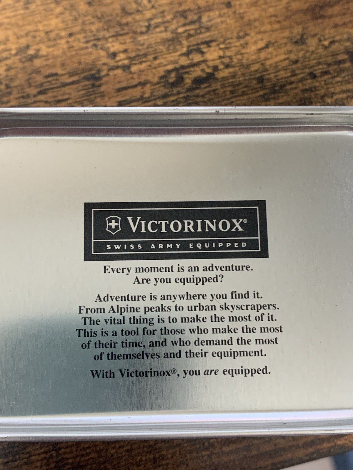 Victorinox Blue Swiss Card Wallet Multi Tool Tin Box Super Bowl 35 Tampa Fl 2001