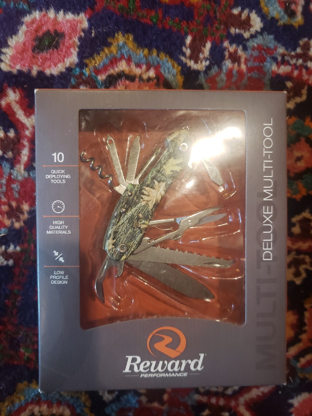 1 DELUXE MULTI TOOL REWARD PERFORMANCE KNIFE. 10 QUICK DEPLOYING TOOLS. GIFT ..
