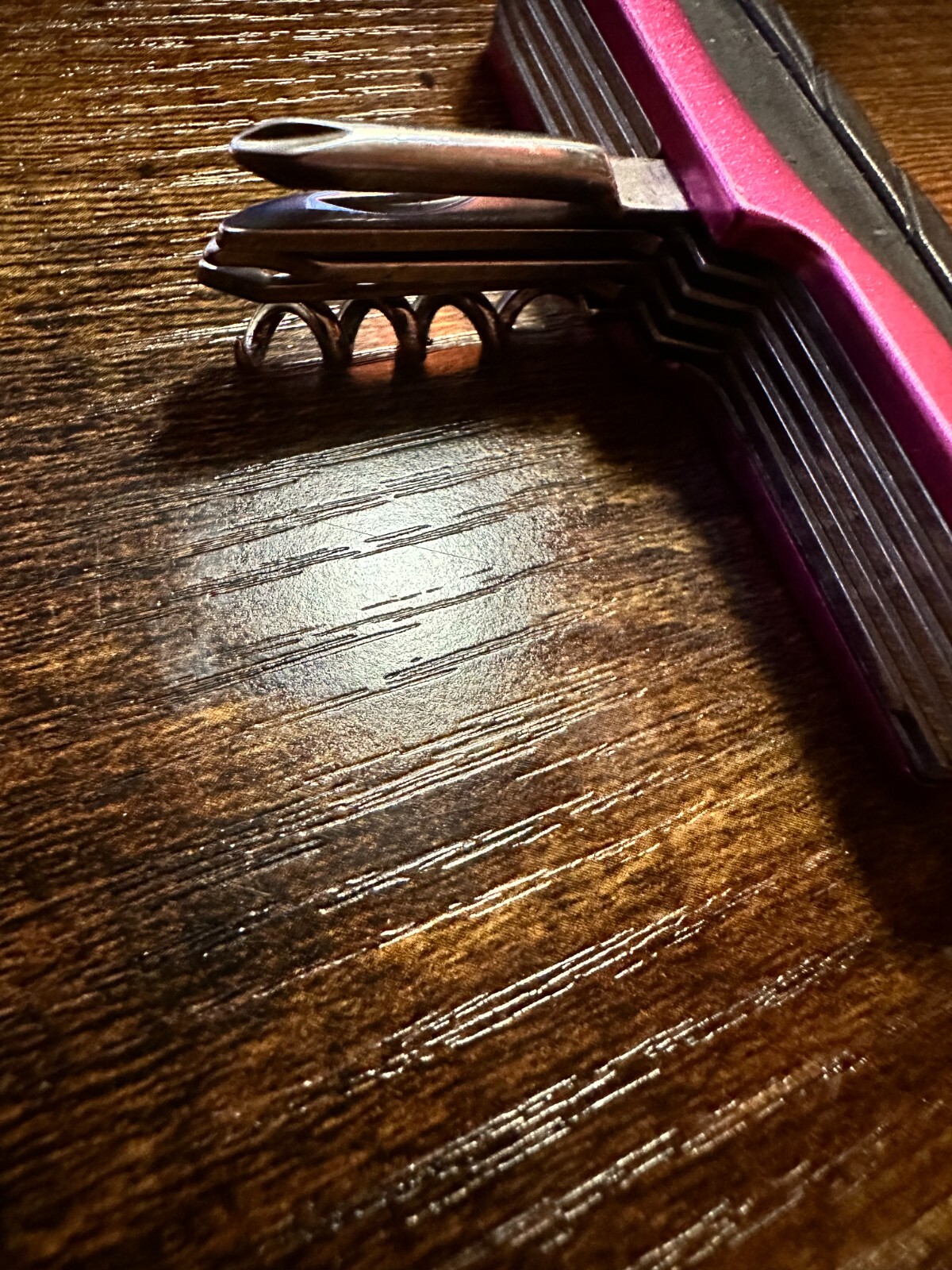 The Sharper Image Multi Tool Pocket Knife Pink