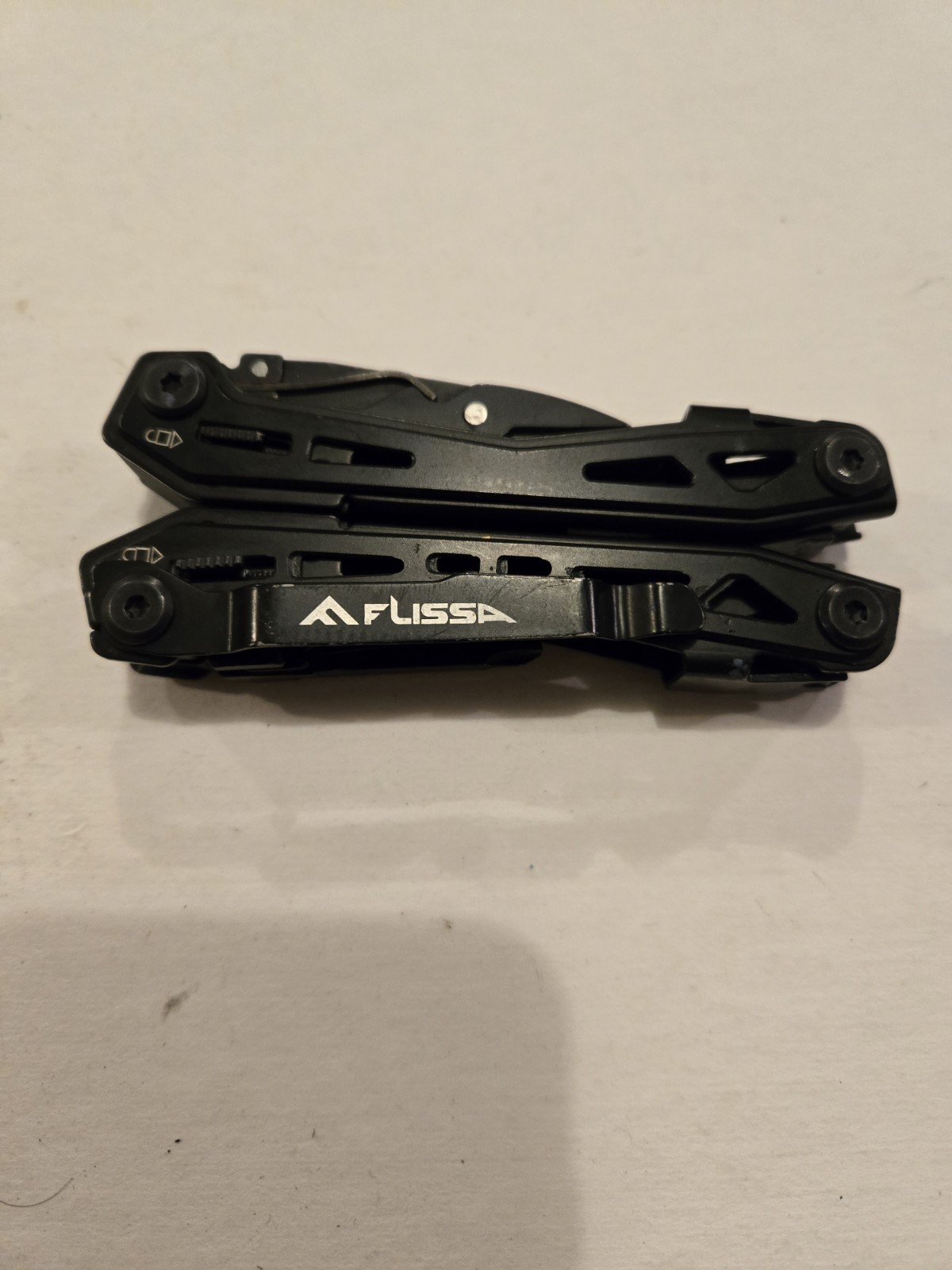 FLISSA 16-in-1 Stainless Steel Multitool Pliers Folding Pocket Tool, Black