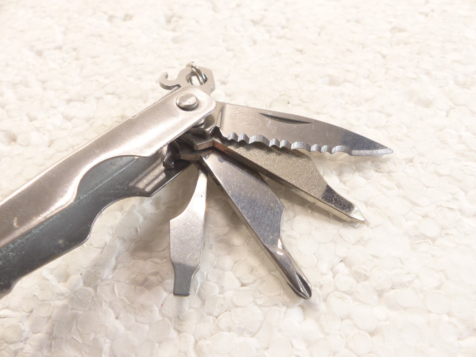 Orvis Fishing Silver Pliers Pocket Multi-Tool w/ Knife, Flashlight, Screwdriver