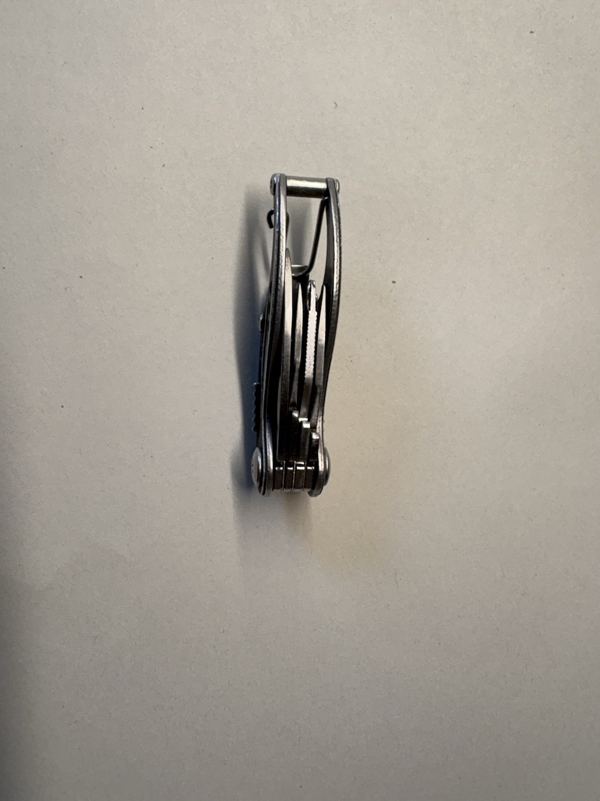 Gerber Curve 6-in-1 Multitool Pocket Knife, EDC Keychain Bottle Opener Carabiner