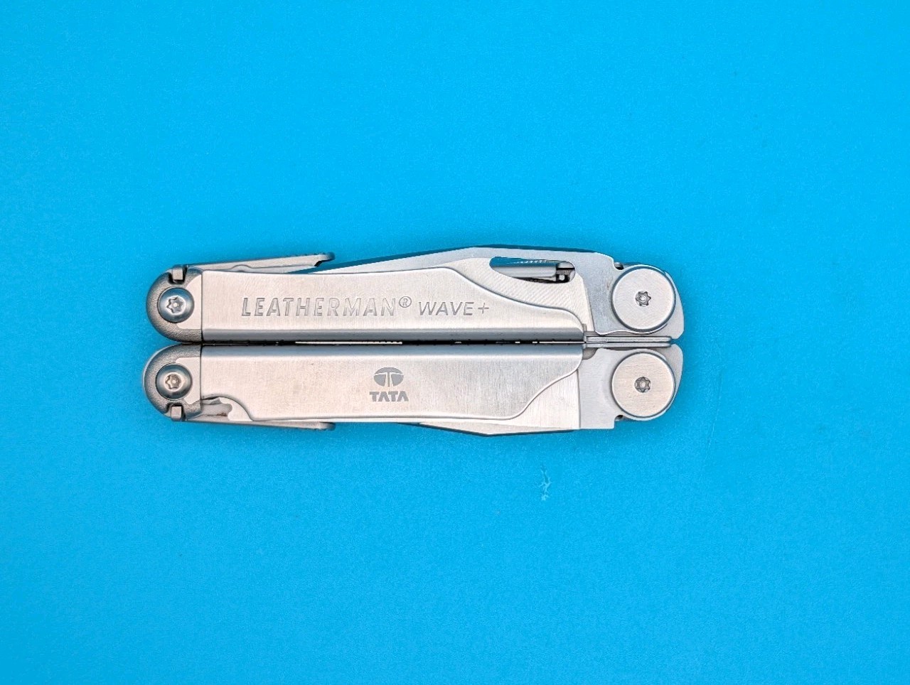 Leatherman Wave Plus + Multi-Tool! FAST SHIPPING! WITH SHEATH! * 2021 ORE & ASH*