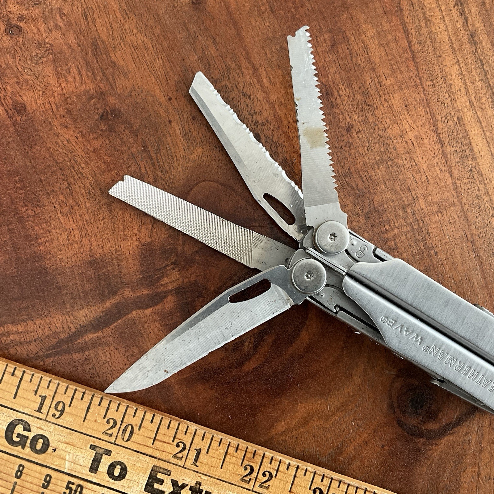 Leatherman WAVE Multi-Tool Date Code 0211 (Feb 2011)