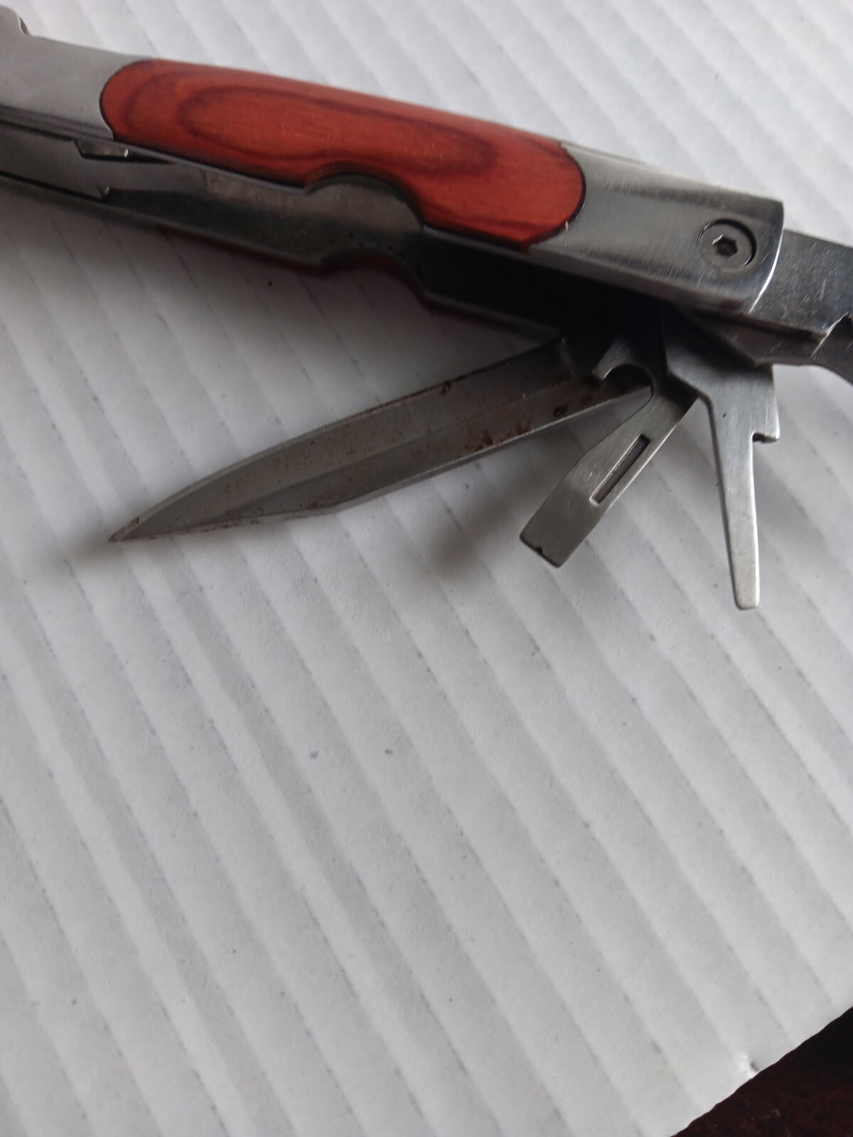 Winchester #2CR Wood Grain Multi-Tool Pliers Saw Screwdriver Can Opener And More