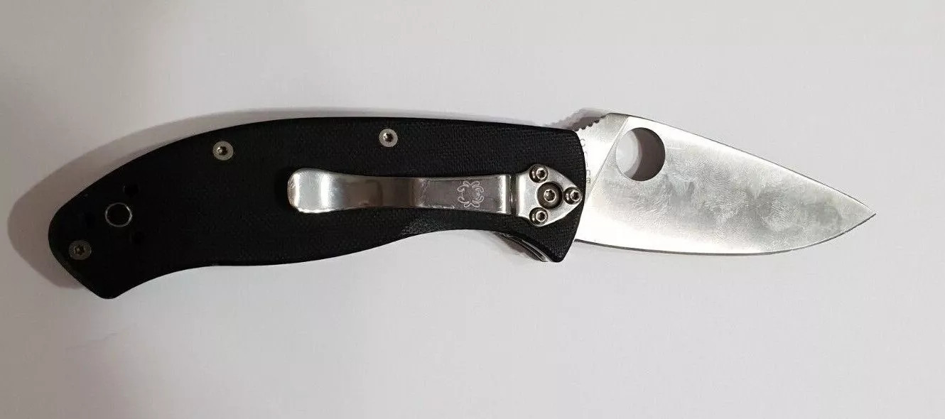 🔥 Spyderco Tenacious Stainless Knife G10 8Cr10MoV + 1 Leatherman Squirt S4