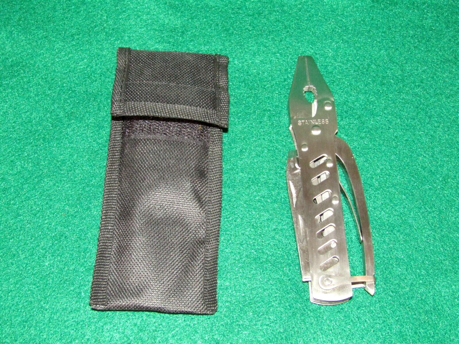 8 in 1 Multi Tool Stainless Steel Pliers Knives Saw File Screw Drivers Sheath