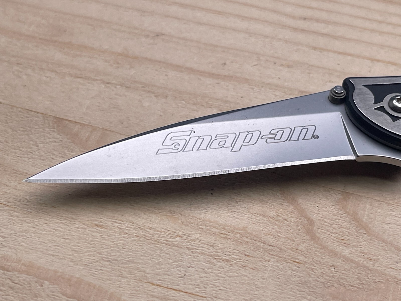 SNAP-ON Kershaw Leek 1660SBKSO – Spider Web 3D Inlay Handle Folding Pocket Knife