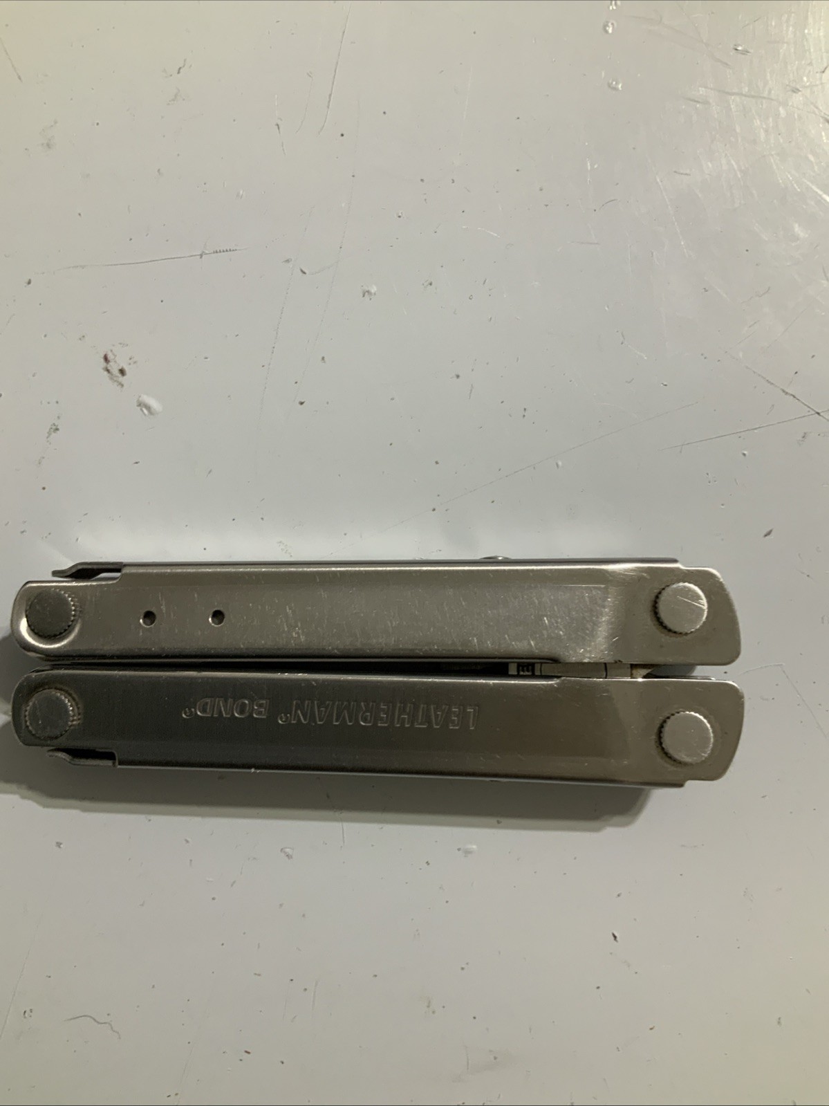 LEATHERMAN Bond Multitool, Stainless Steel Everyday Tool! – V11