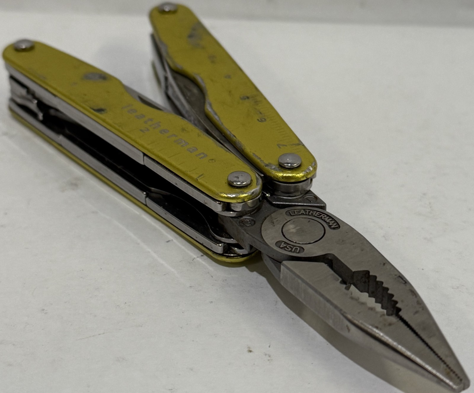 LEATHERMAN JUICE KF4 Folding Multi Tool Knife Saw File