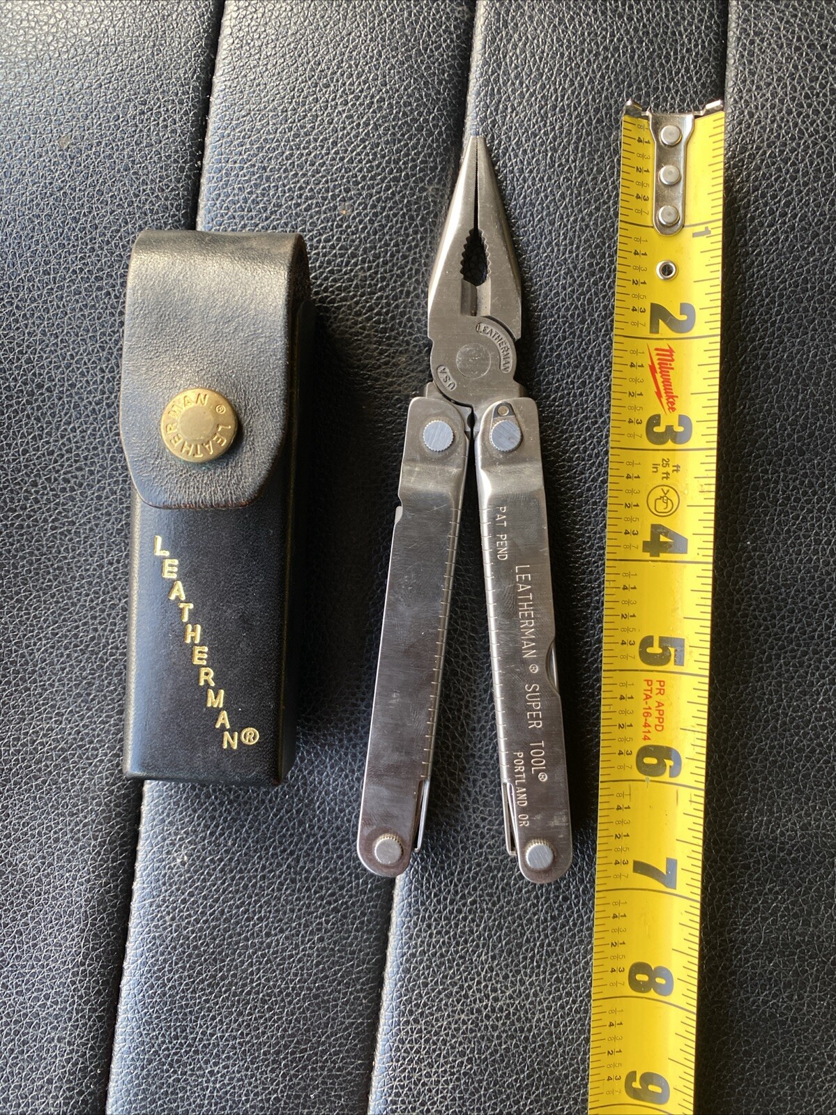Multi-tool With Pocket Clip. Leatherman 832127 Rev Stainless Steel