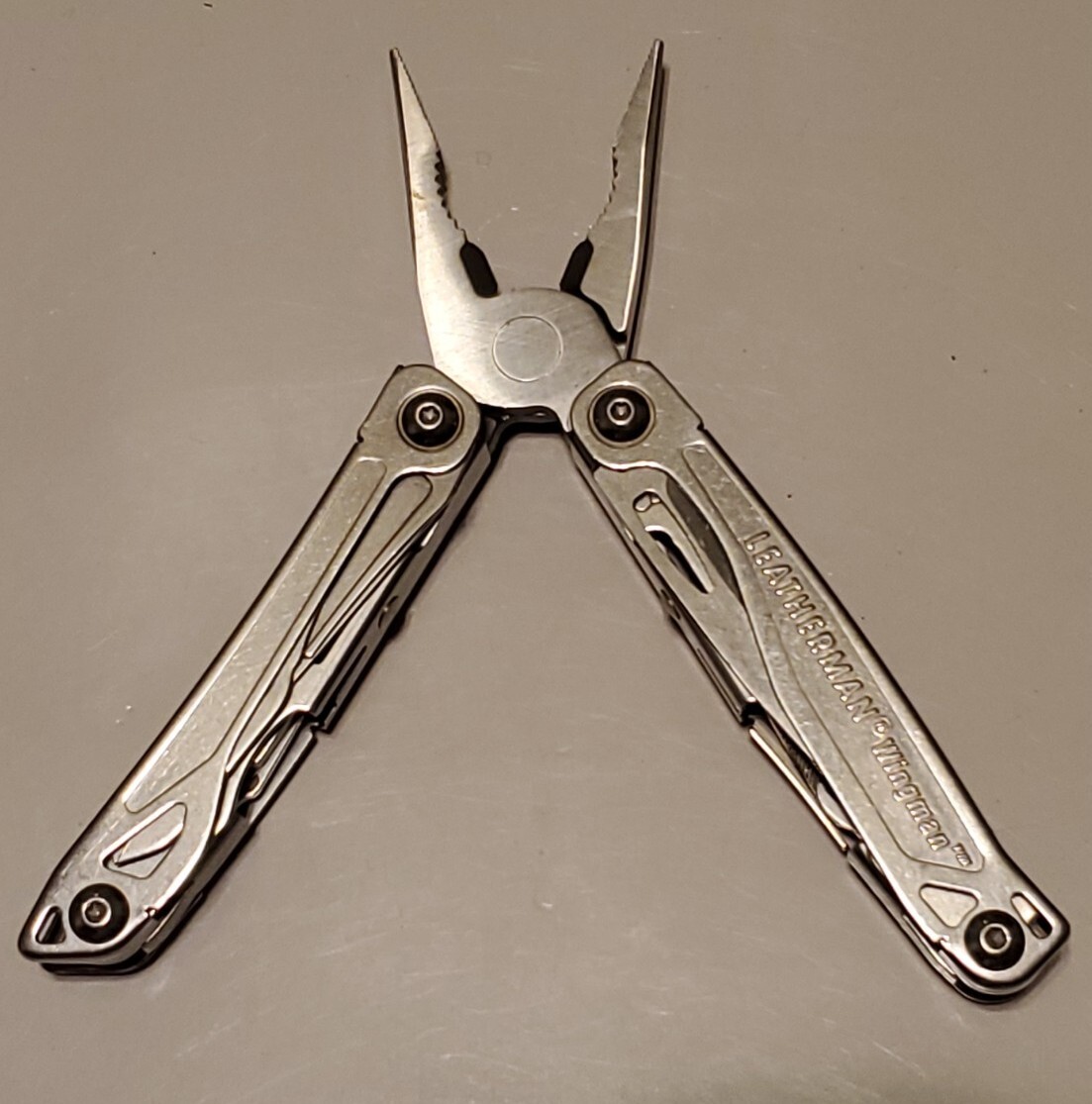 Leatherman Wingman Multi-Tool With Pocket Clip 420HC Stainless Steel LM50