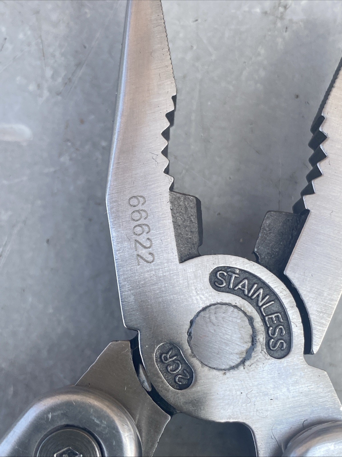 ALLEN Multi-Tool Stainless Steel Plier Knife Serrated Black Silver