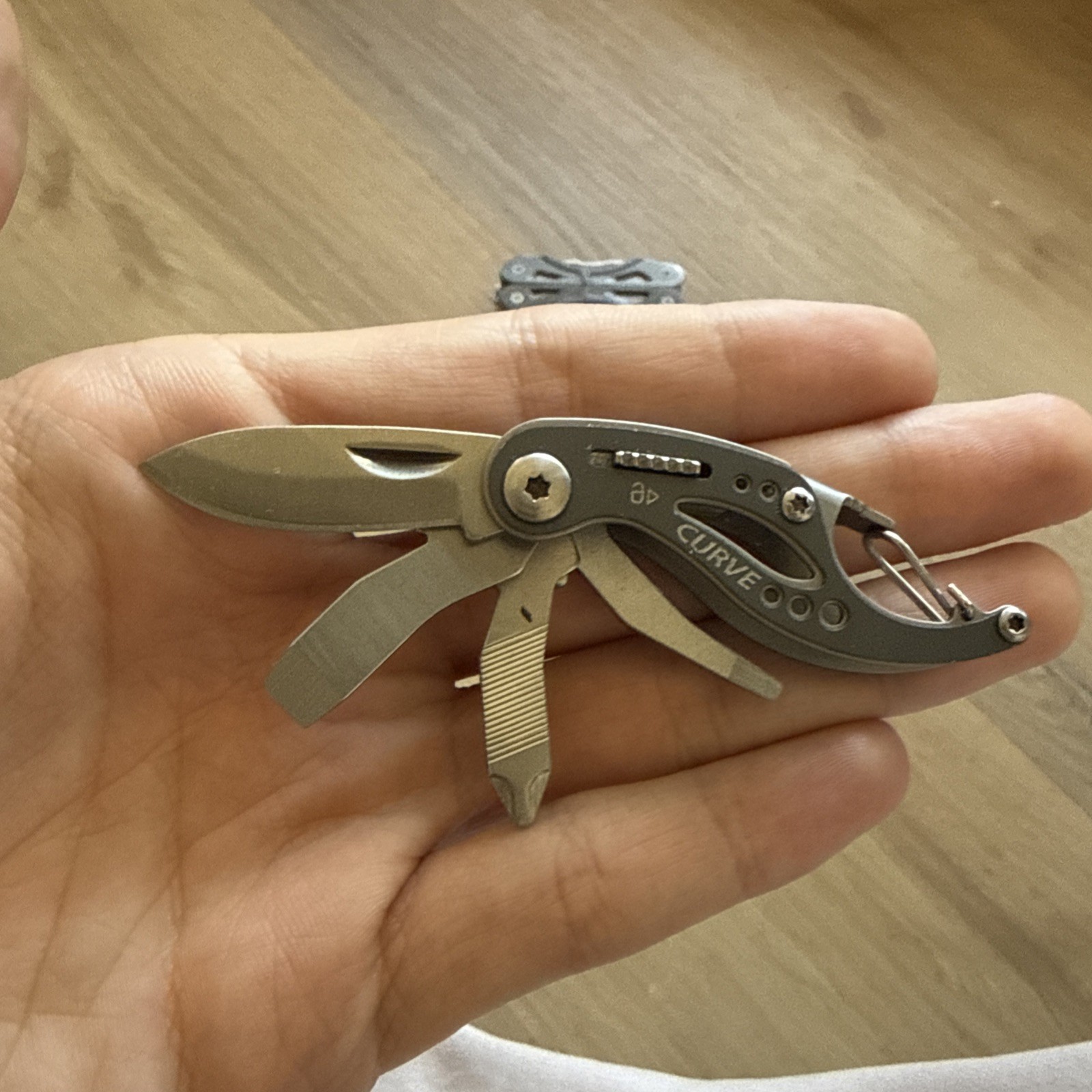 Lot of 5 Keychain Multi-Tools & Pocket Knives Gerber True Utility Brookstone
