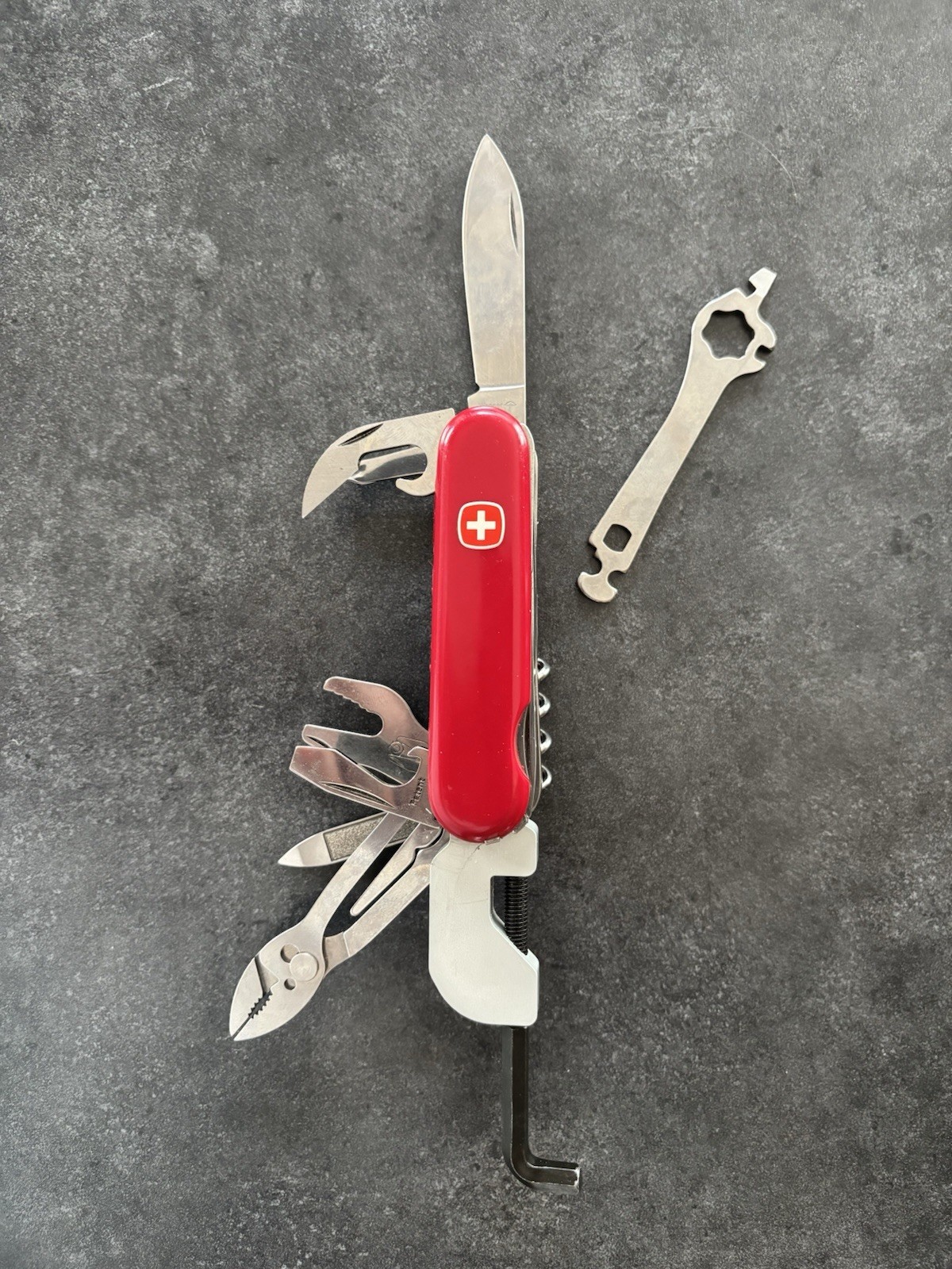 Wenger Red Stainless Bicycle Multi-Tool Knife w/ Pliers Corkscrew Openers