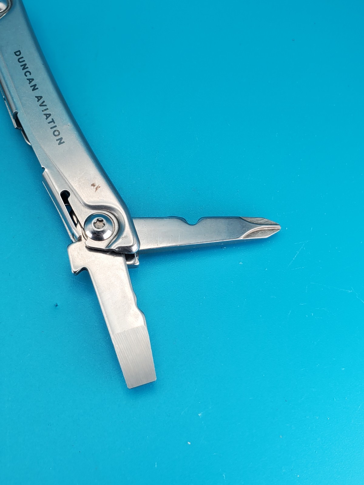Leatherman Rev 3.8″ Multi-Tool, Stainless! *DUNCAN AVIATION*