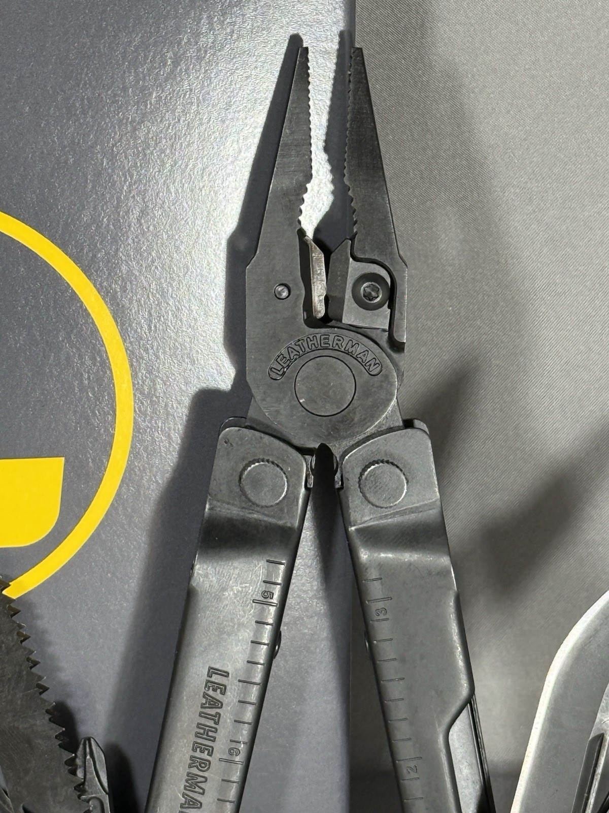 LEATHERMAN Rebar Multitool Replaceable Wire Cutters & Saw, Black