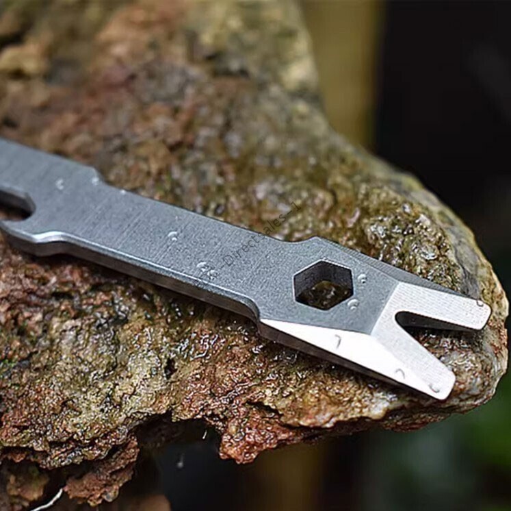 HotTitanium Alloy Pry Bar Crowbar Wrench Opener Keychain Outdoor Multi Tools EDC
