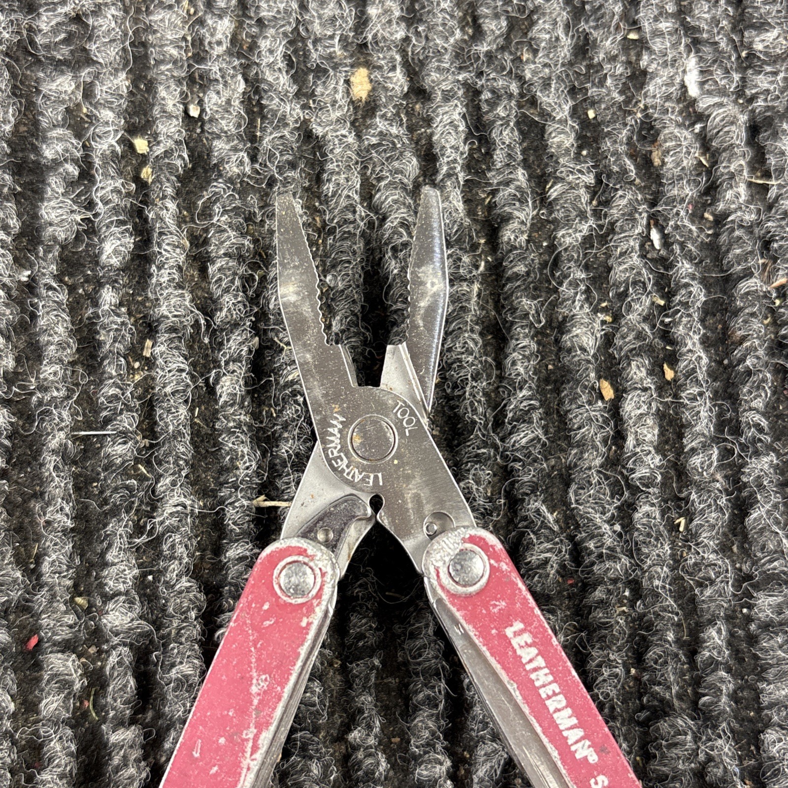 Leatherman Squirt PS4 Multitool Red Discontinued Retired (176)