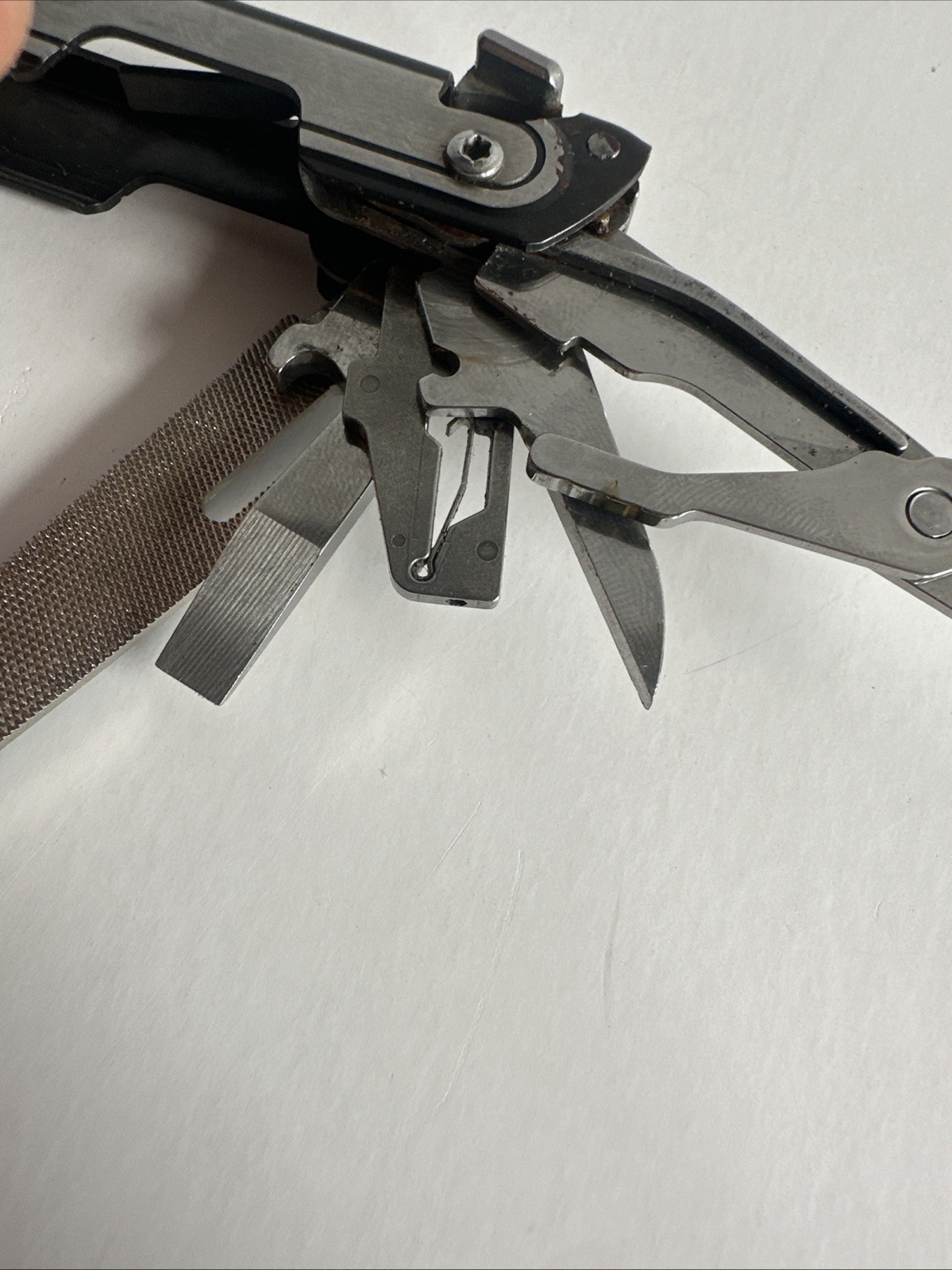 Leatherman ARC Multi-Tool 20-in-1 One-Hand Opening CPM MagnaCut Steel EDC Tool